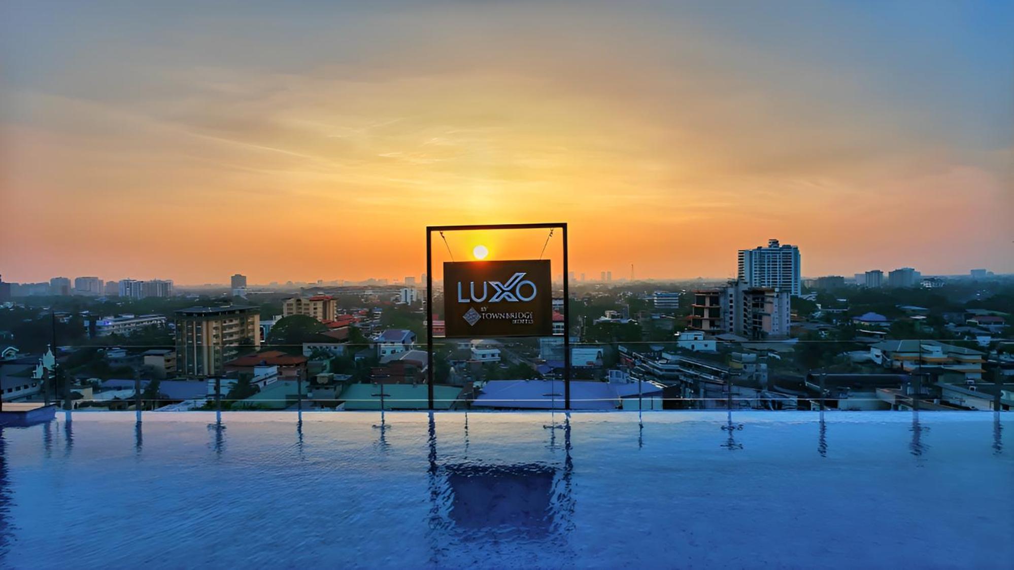 Luxo Kochi Hotel Kültér fotó