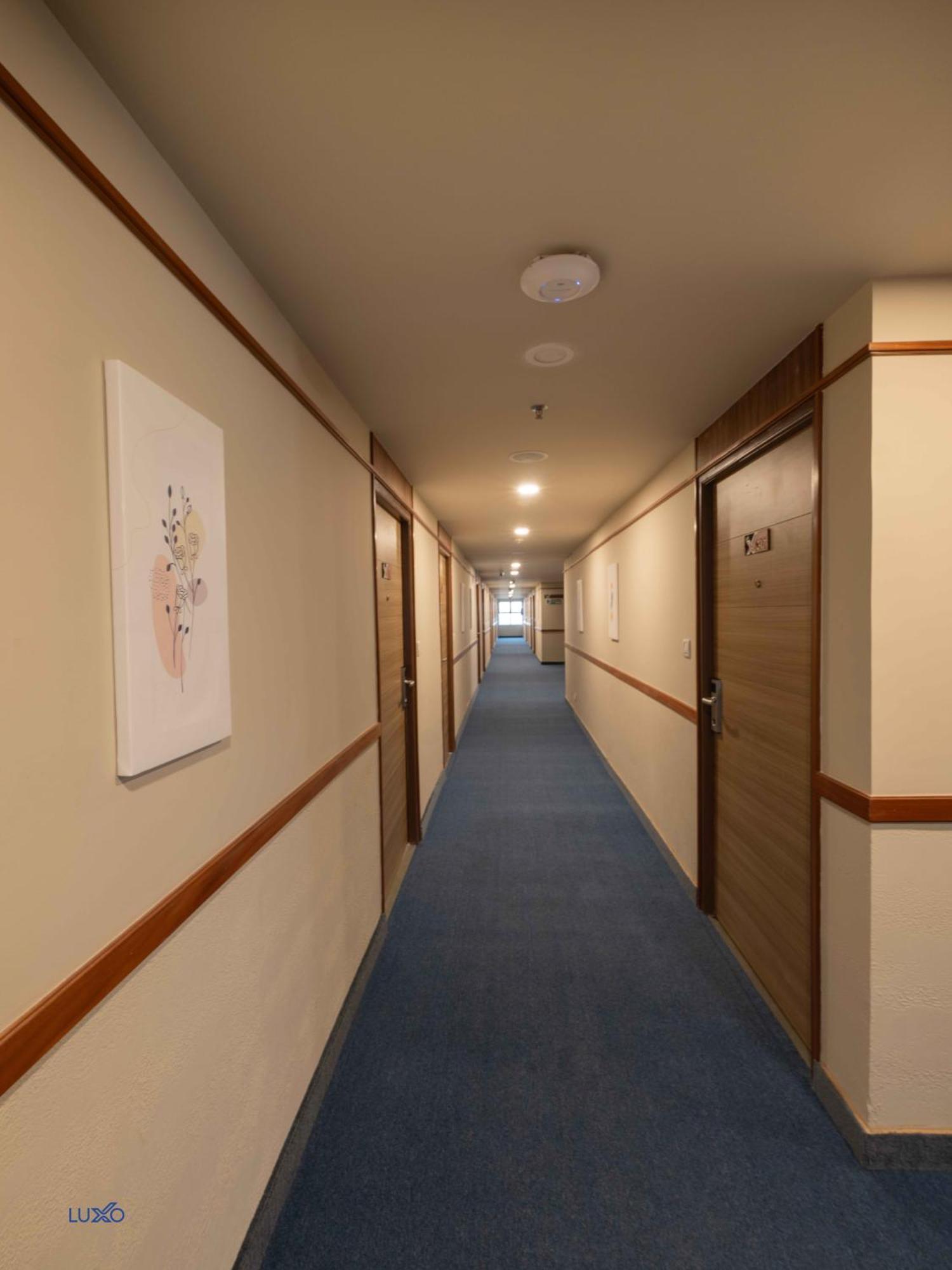Luxo Kochi Hotel Kültér fotó