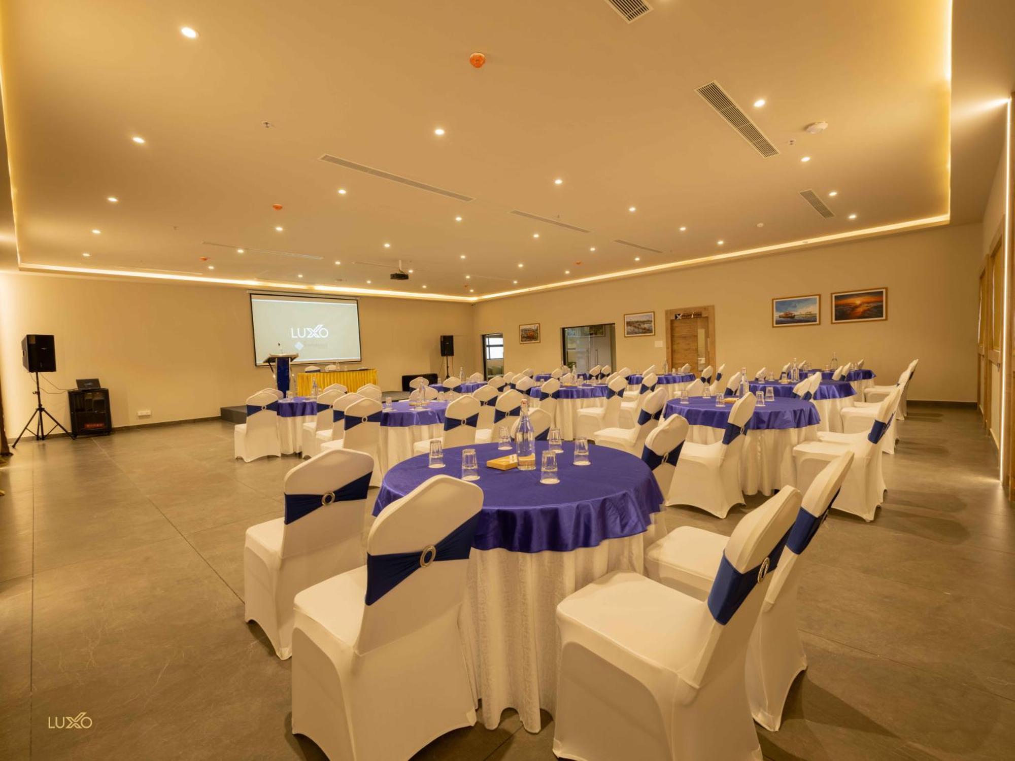 Luxo Kochi Hotel Kültér fotó