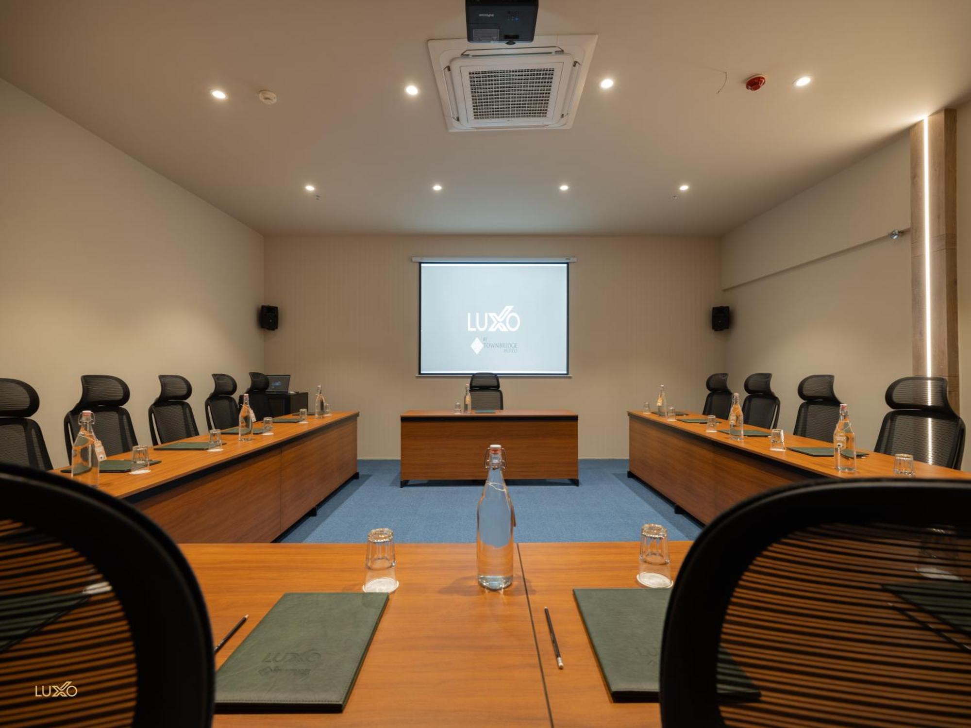 Luxo Kochi Hotel Kültér fotó