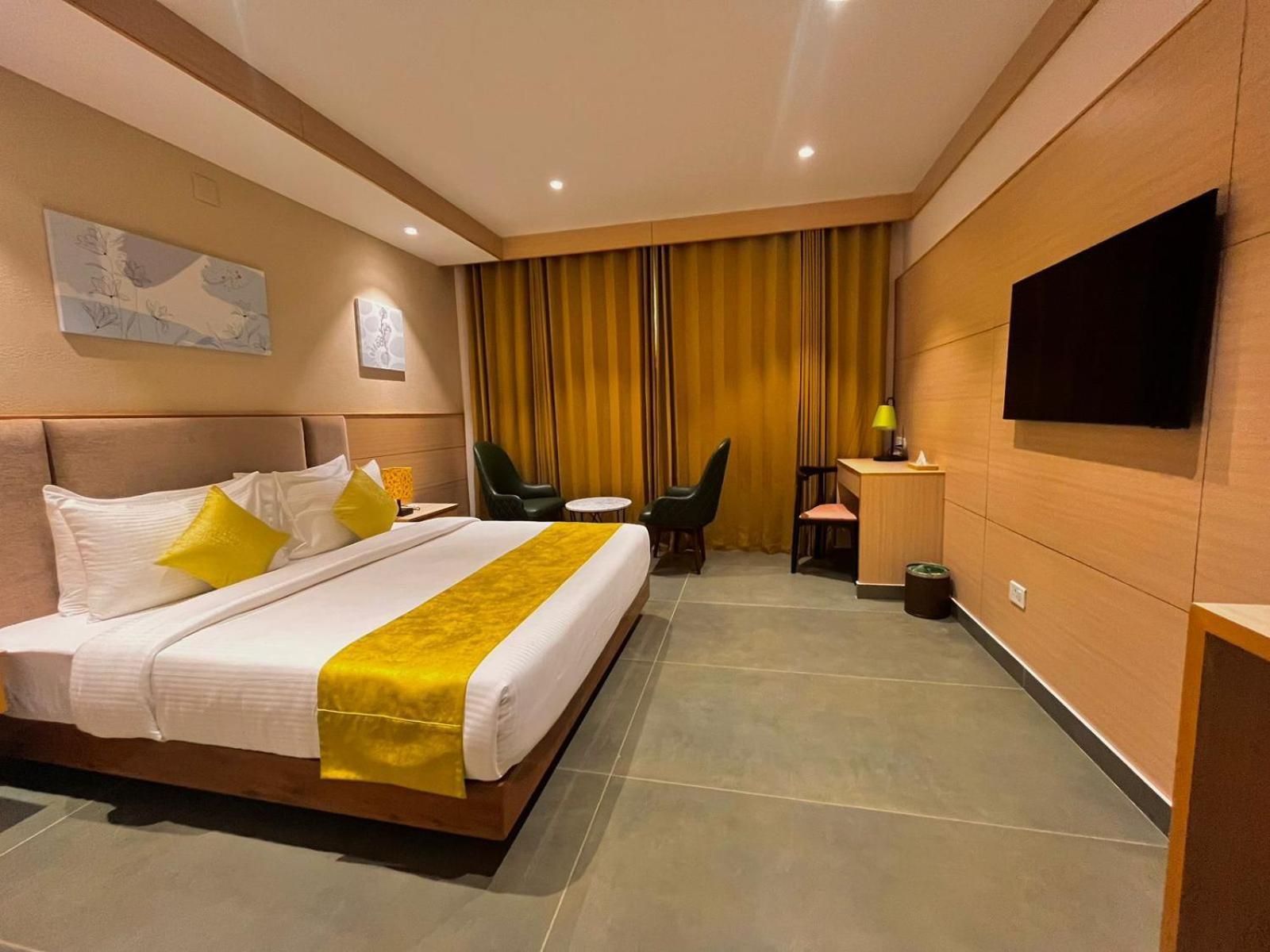 Luxo Kochi Hotel Kültér fotó